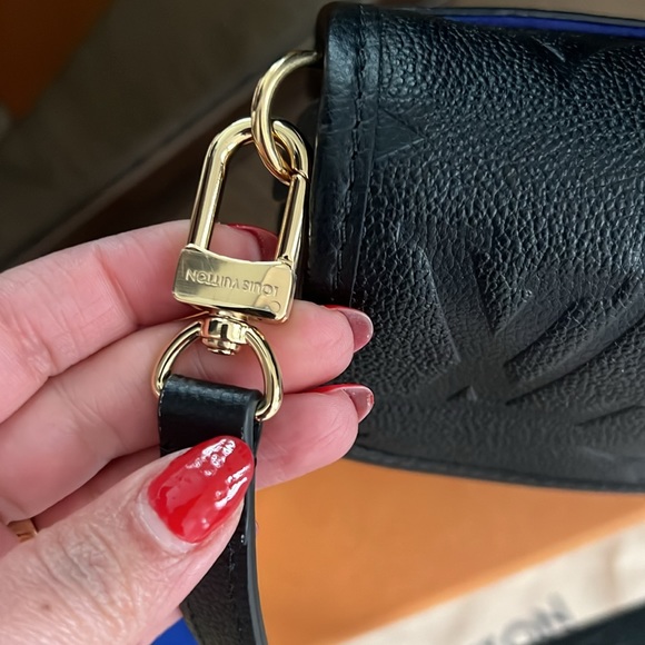 LV- Diane Monogram Empreinte - Black - Picture 5 of 8